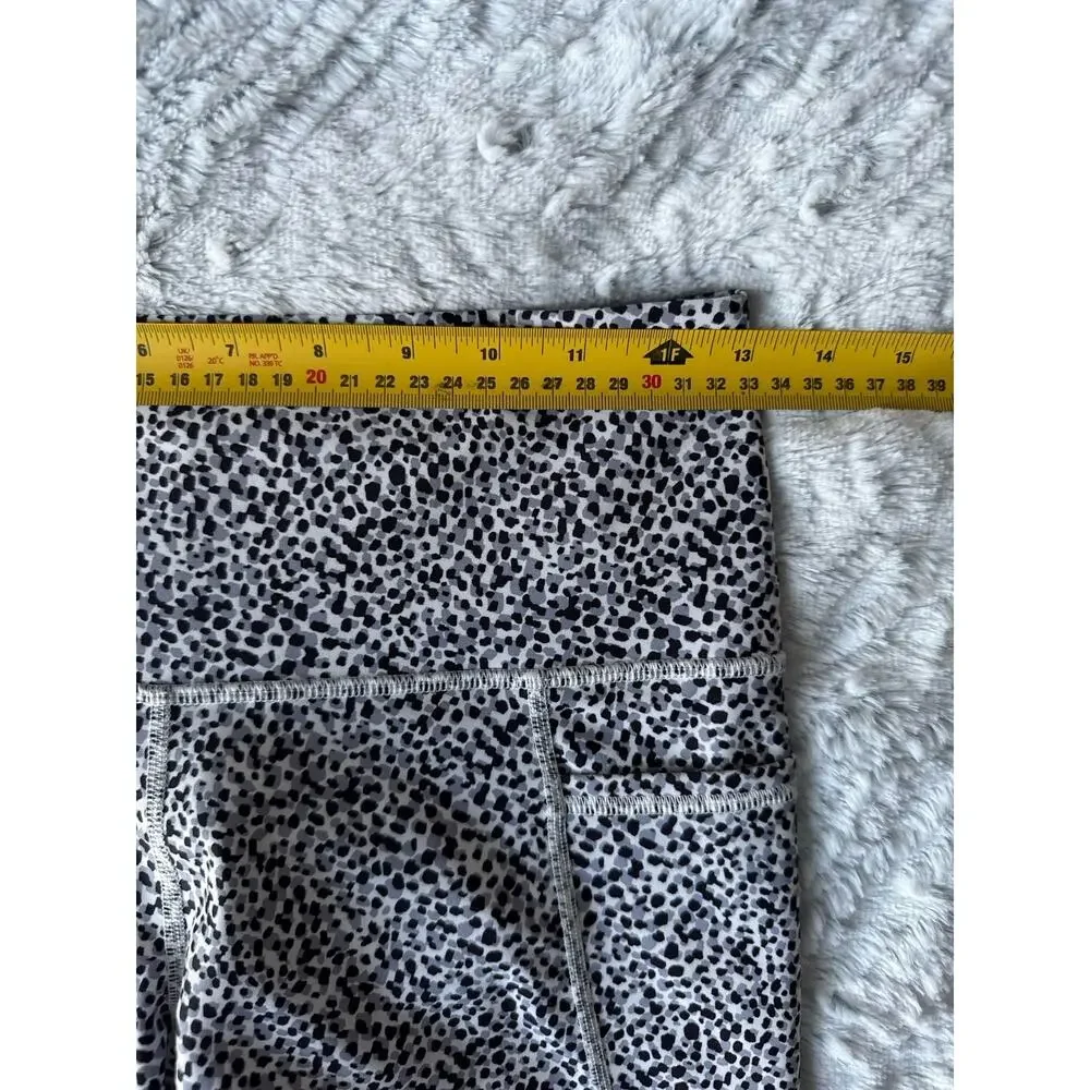 Old Navy Bike Shorts Womens Small Gray Active Go-Dry Powersoft High-Rise Biker